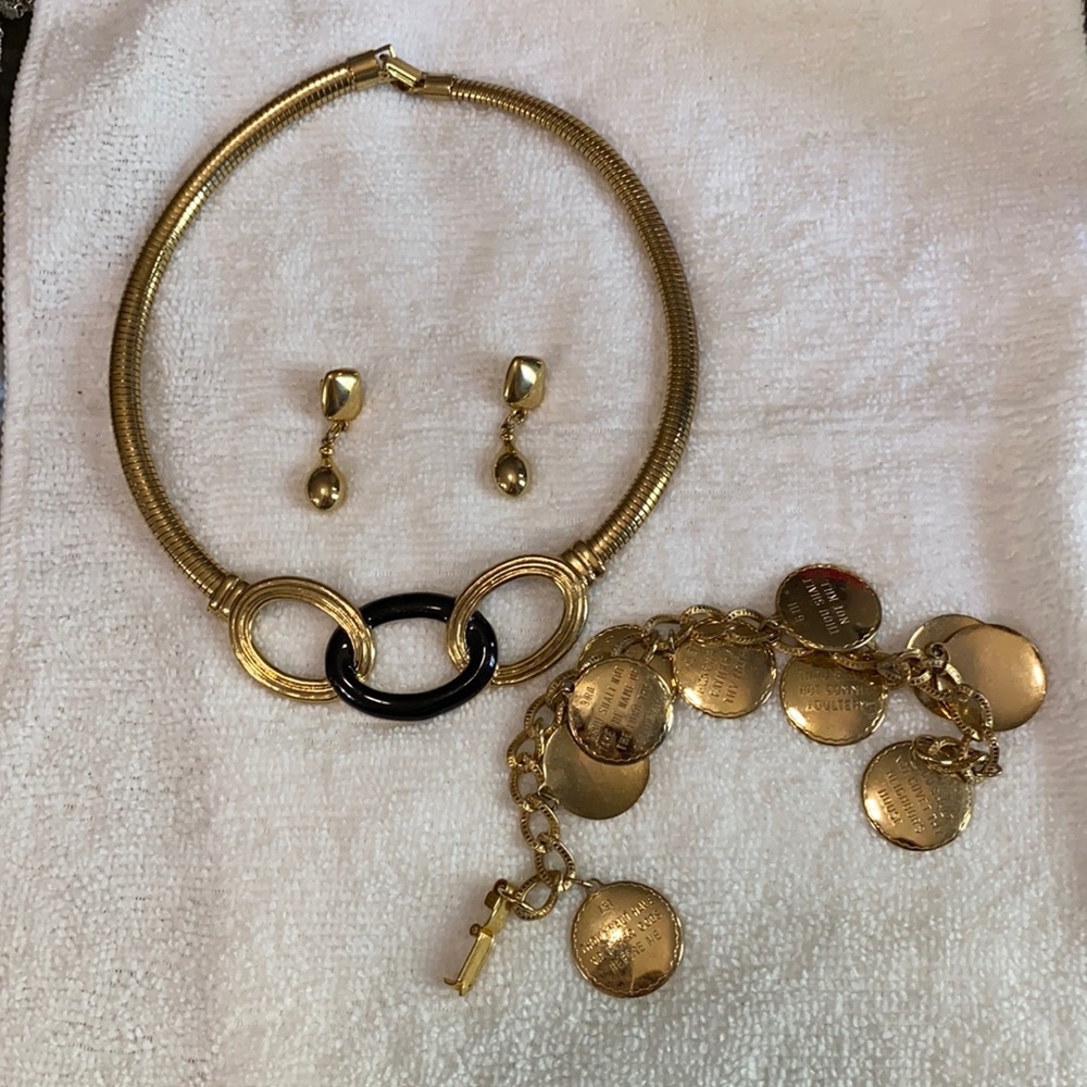 3 vintage pieces
